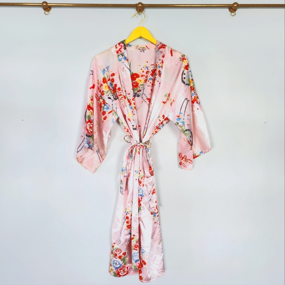 Vintage Floral Pink Kimono Robe, made in Japan 42" Long O/S